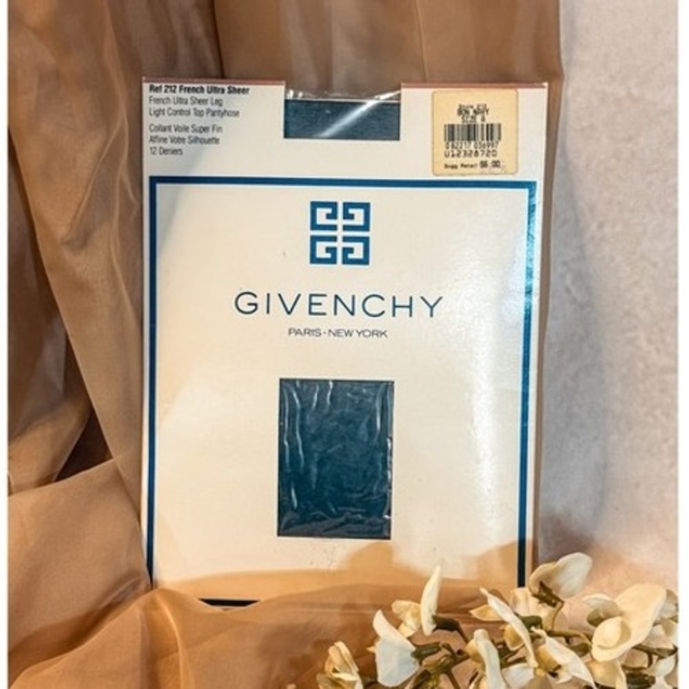 Givenchy French‎ Ultra Sheer Leg Pantyhose Vintage